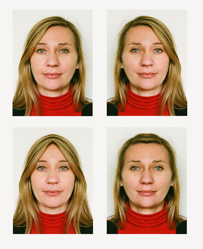"portrait d'identité d'Isabelle" : photographie ressemblant à des photos d'identité : 4 vues d'un même visage ou presque : les deux portraits du haut sont inversés dans le miroir et les deux portraits du bas sont issus du collage en symétrie complète, du seul côté gauche et seul côté droit prise par cécile briand