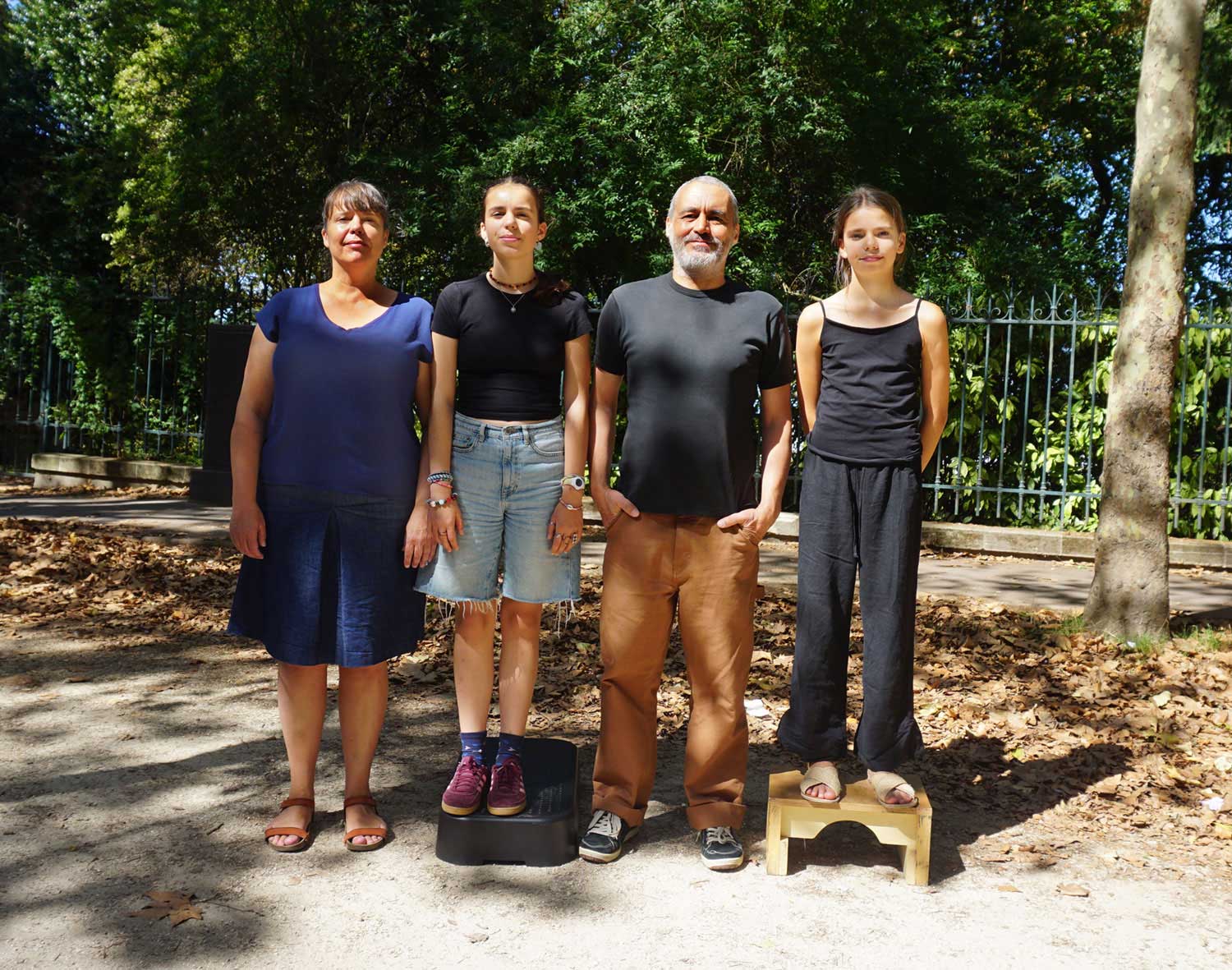 portrait_1_en_pieds_toute_la_famille_pour_figuration