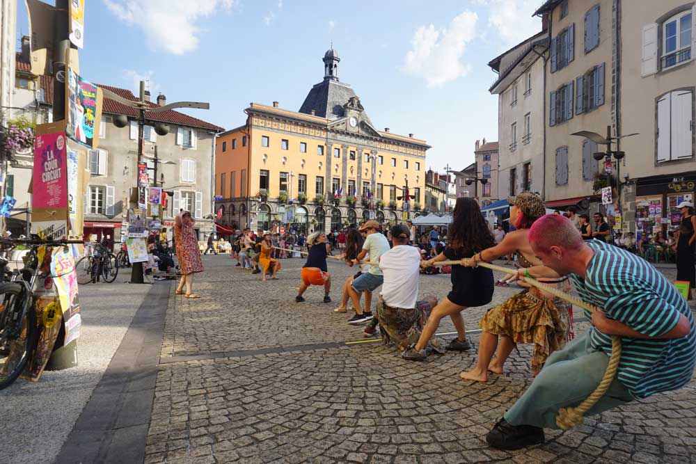 le_tir_a_la_corde_au_festival_d_aurillac_2_cecile_briand