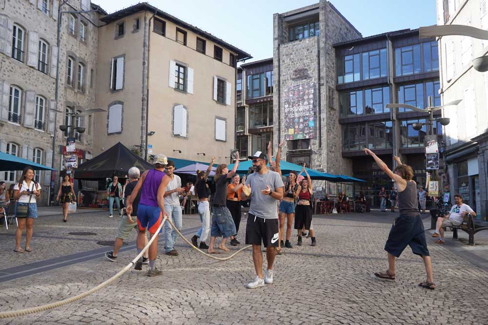 le_tir_a_la_corde_au_festival_d_aurillac_9_cecile_briand